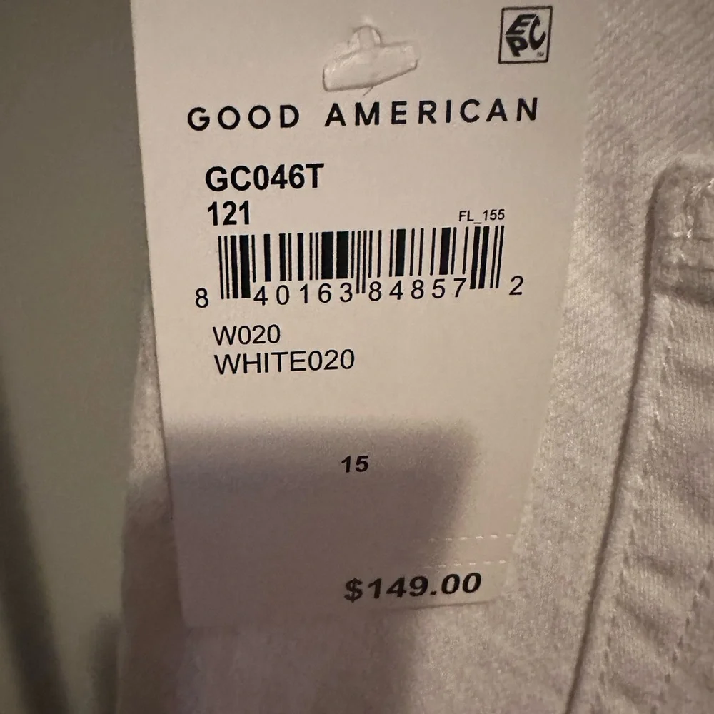 Good American Good Classic White Cropped Jeans - Picture 10 of 10